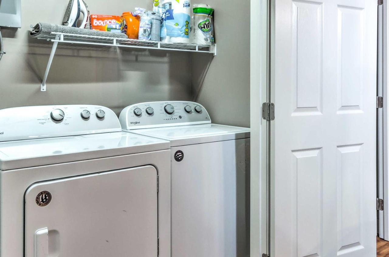 Pet-Friendly Brownsville Retreat With Porch! Sloans Crossing 外观 照片